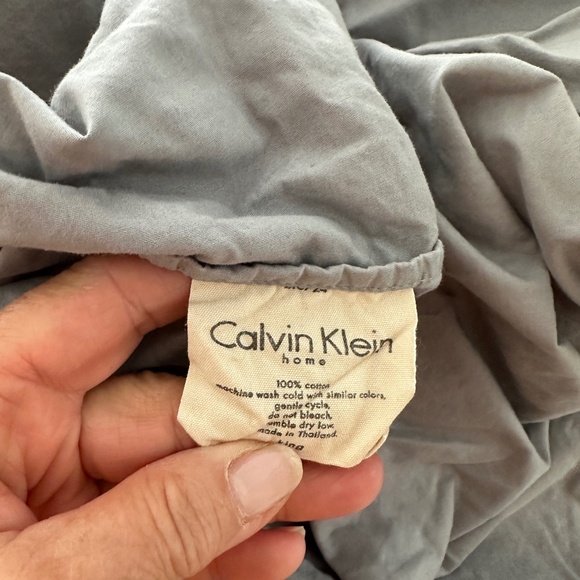 King Size bottom Sheet  Calvin Klein Home gray - Picture 1 of 3